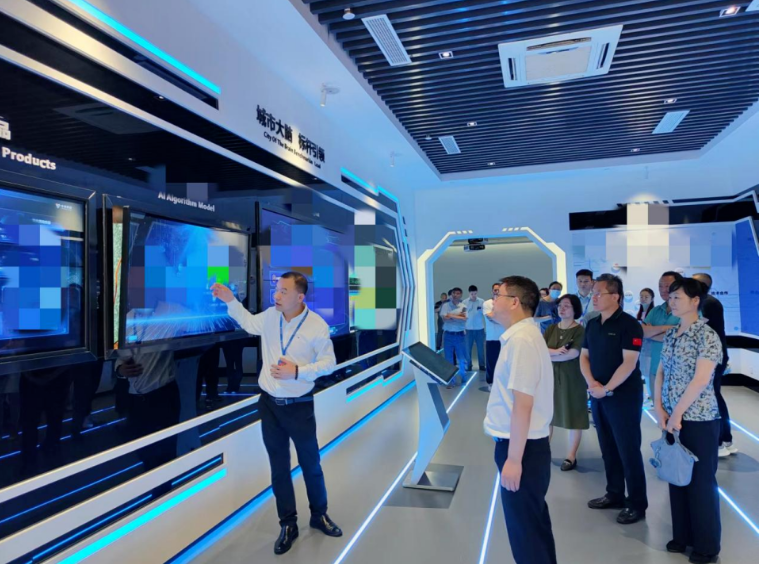 杭州市經信局黨組書記、局長王越劍等領導蒞臨中奧科技走訪調研